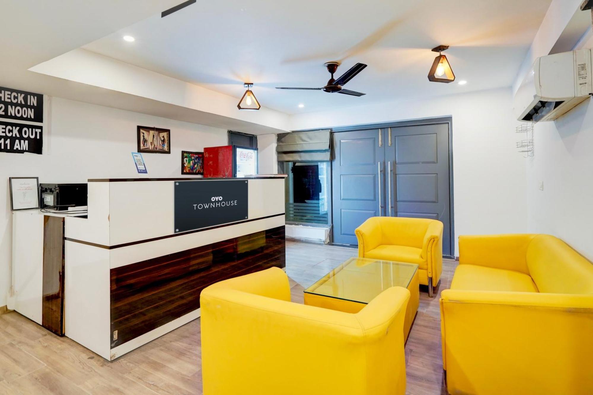 Townhouse Delight Inn Gurgaon Buitenkant foto