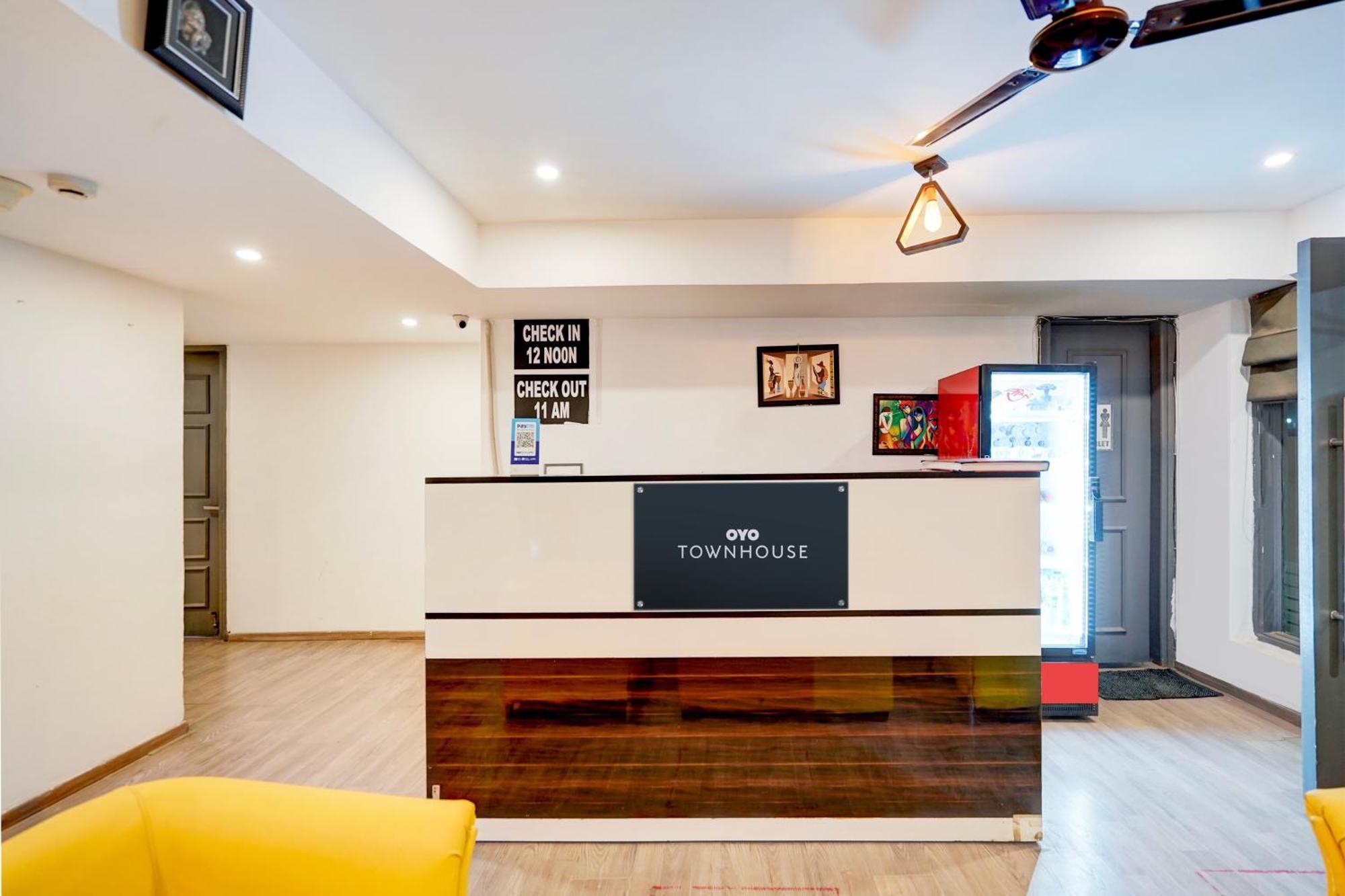 Townhouse Delight Inn Gurgaon Buitenkant foto