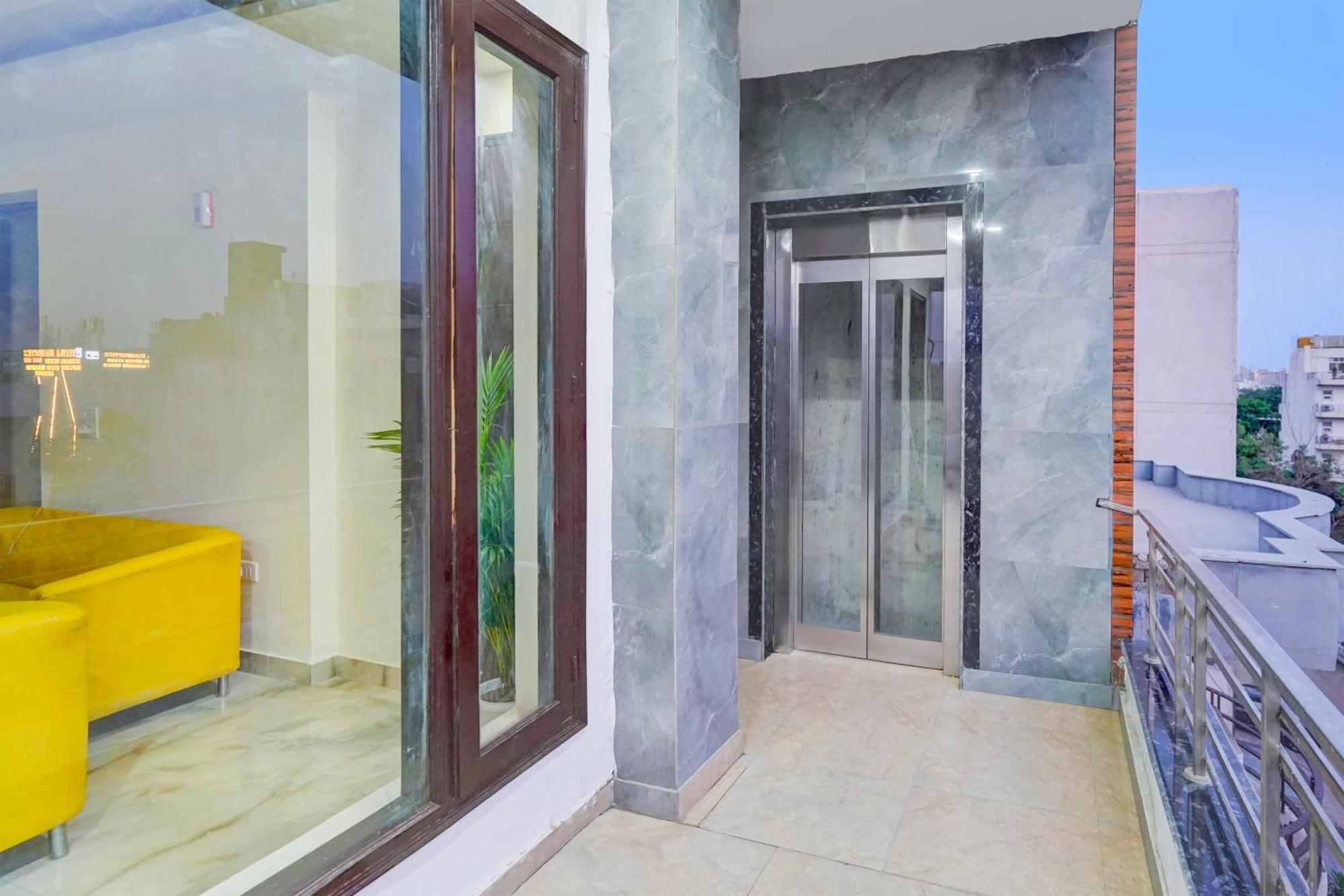 Townhouse Delight Inn Gurgaon Buitenkant foto